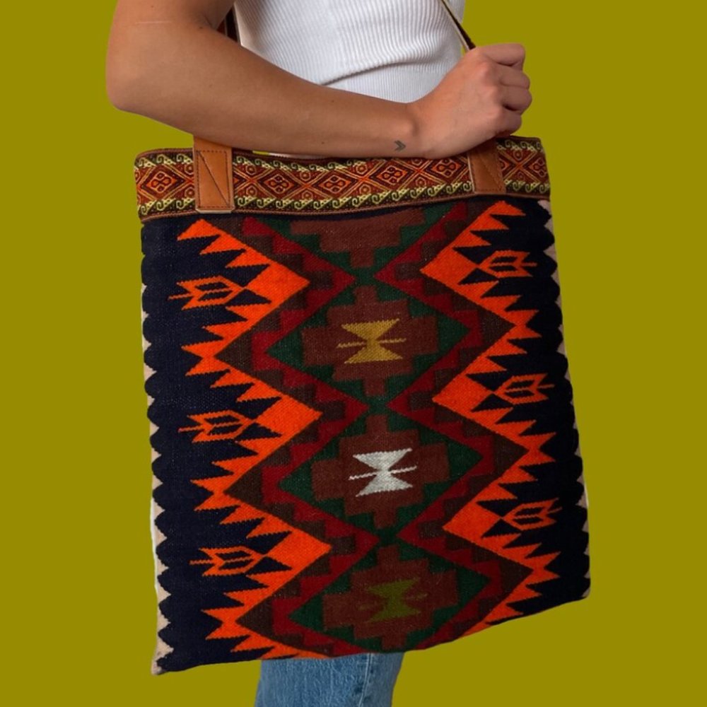 Artisanal Handbag / loom woven/ leather tote bag/ Eco-Friendly